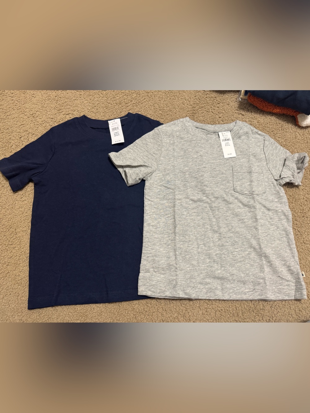2 New Baby Gap Boys 4T Navy and Gray Short-Sleeve Shirts